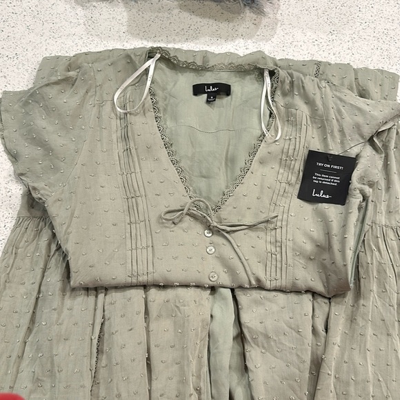 NWT Lulus Completely In Love Swiss Dot Maxi Dress size small - Picture 3 of 5